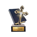 Holzpokal 13 cm Kreuz & Bibel - Religiöse Trophäe mit Wunschgravur