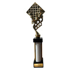 EBERiX POKALE · Schach Pokal · mit Wunschgravur · Trophäe mit Figuren & Brett Motiv · Siegerpokal für Schachturnier, Vereinsmeisterschaft, Denksport-Wettbewerb · personalisierbar ·