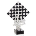 Schachpokal 24 cm Metallfigur mit Wunschgravur & 3D-Hintergrund