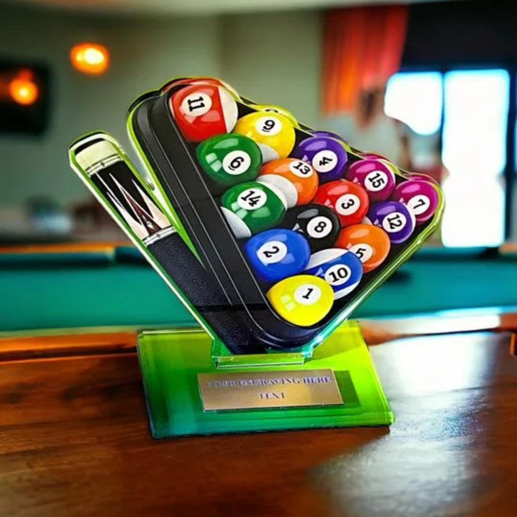 Poker Billard Pokal mit Gravur - Trophäe aus Acryl - Buntes 2D-Design
