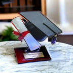 Pokal mit Gravur zum Abitur & Abschluss - Acryl-Trophäe für Absolventen