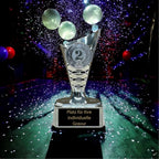 EBERiX – 3er Pokal-Set Platz 1, 2, 3 – Mini-Trophaeen aus Kunststoff mit Gravur – Gold, Silber & Bronze – ca. 11 cm hoch – geeignet fuer Turniere, Kinderfeste, Spieleabende & als Geschenkpokal