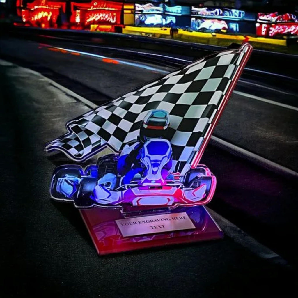 Motorsport Pokal aus Acryl - 13,5 cm Racing Trophäe mit Wunschgravur