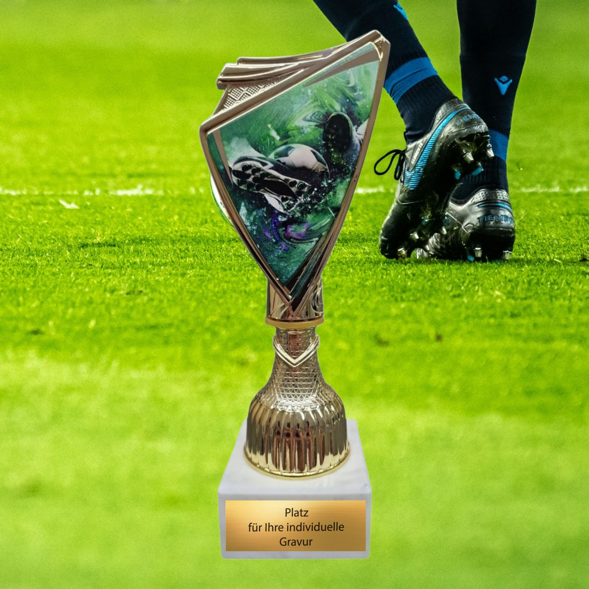 Fußball-Trophäe 18,5cm auf Marmorsockel - Pokal mit Wunschgravur & 2D-Motiv