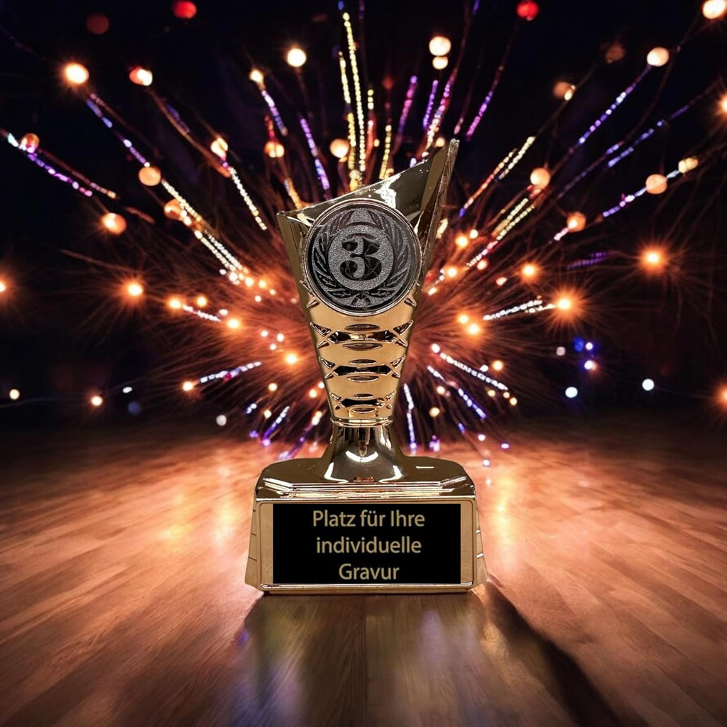 EBERiX – 3er Pokal-Set Platz 1, 2, 3 – Mini-Trophaeen aus Kunststoff mit Gravur – Gold, Silber & Bronze – ca. 11 cm hoch – geeignet fuer Turniere, Kinderfeste, Spieleabende & als Geschenkpokal